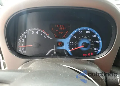 2010 Nissan Cube Base z USA, uszkodzony, nr VIN JN8AZ2KR5AT153351